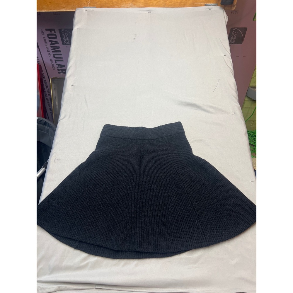Mable Black Ribbed Knit Skater Mini Skirt Womens Size Medium MST7648 High Waist